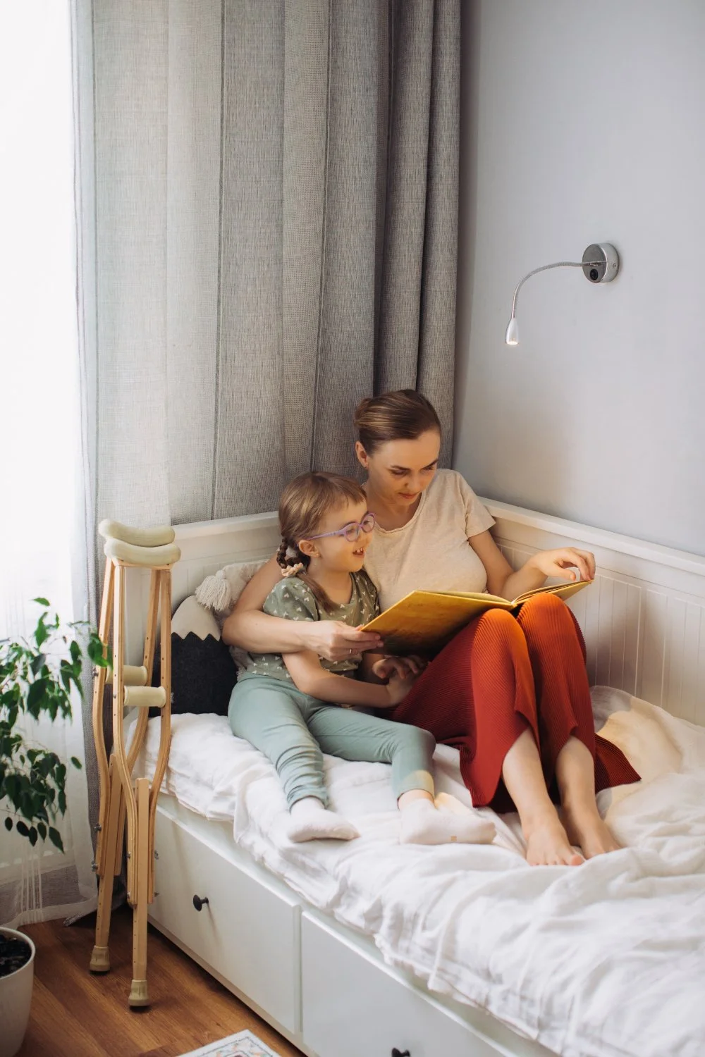 Children reading together