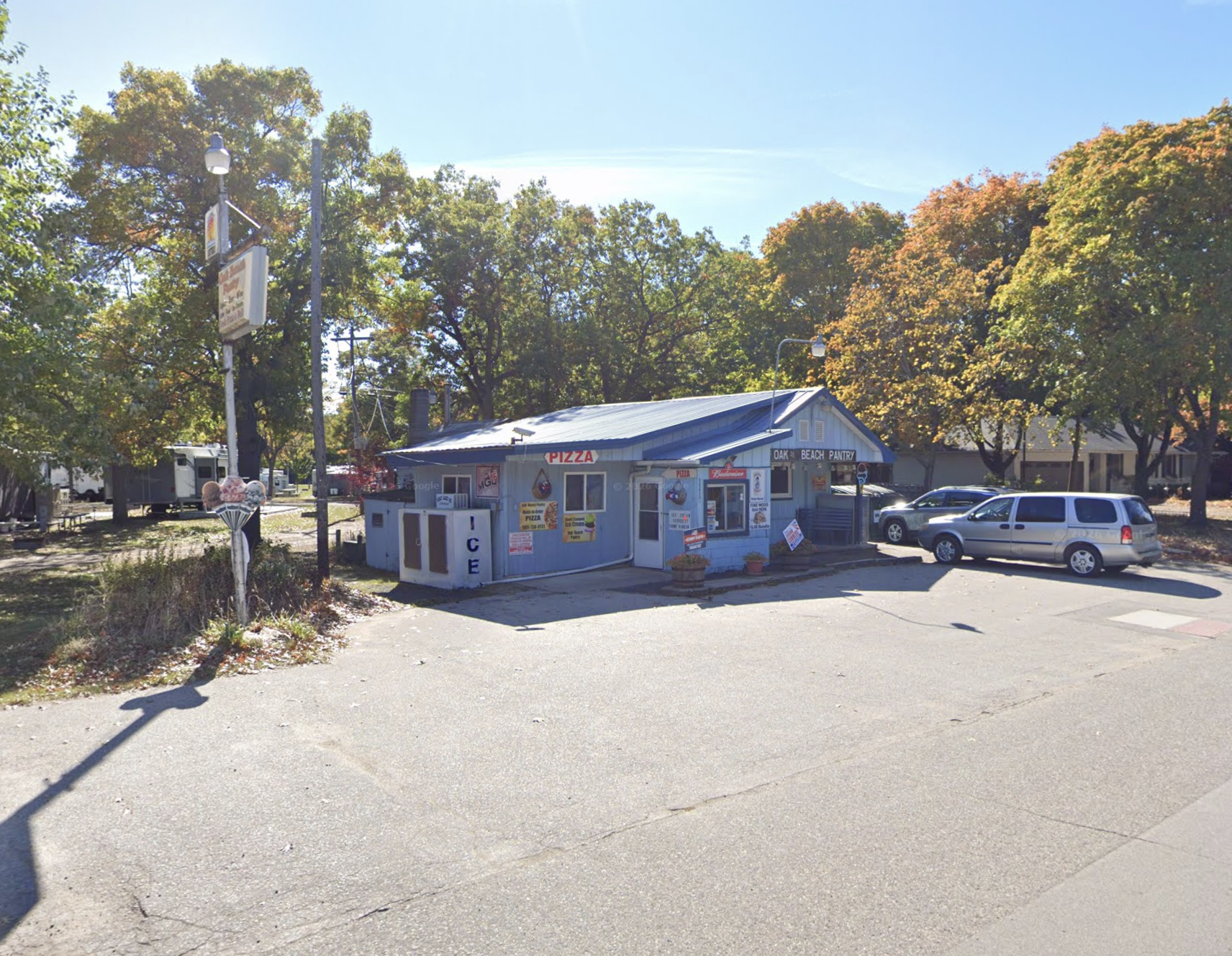 Oak Beach Pantry & Pizza