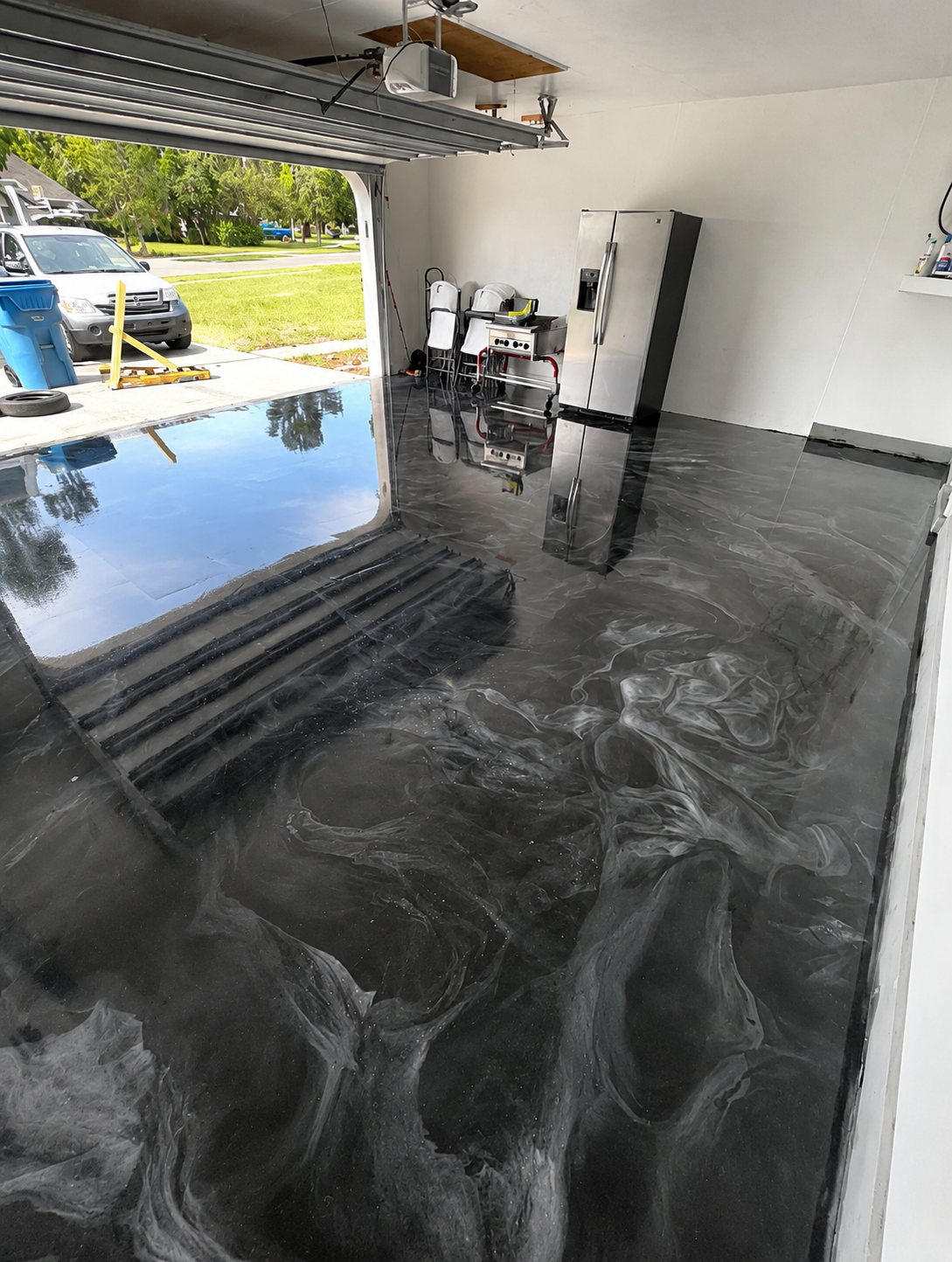 Seamless epoxy finish after floor coating