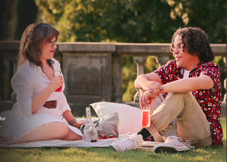  Dani on a date with Solomon. Image: Netflix.com 