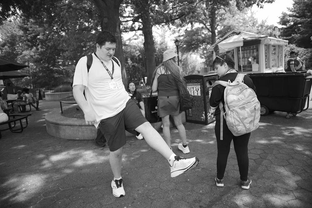 Luke shows Jadyne his hurt knee.
