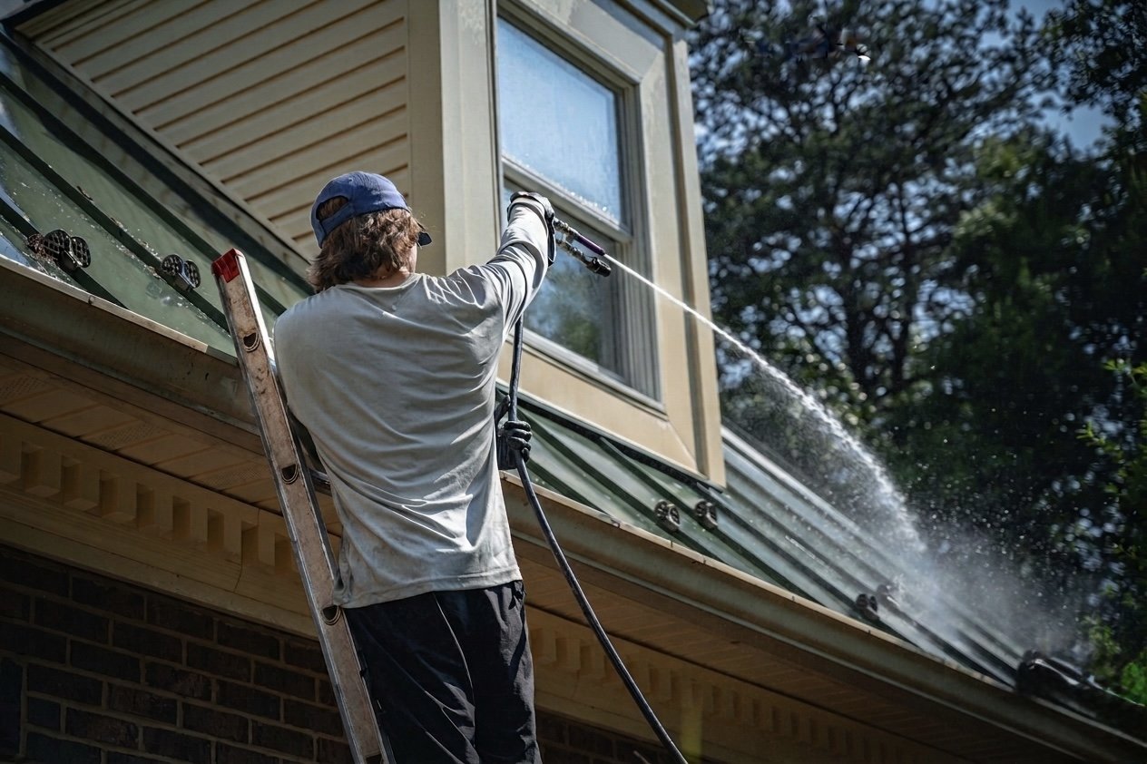 Professional Roof Cleaning Gaithersburg MD