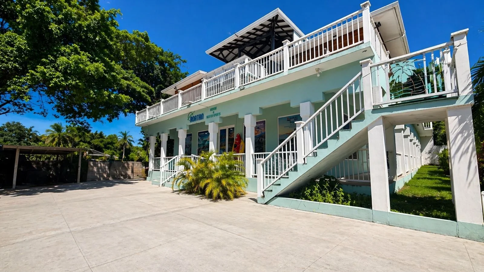 Roatan Motor and Watersports featured image