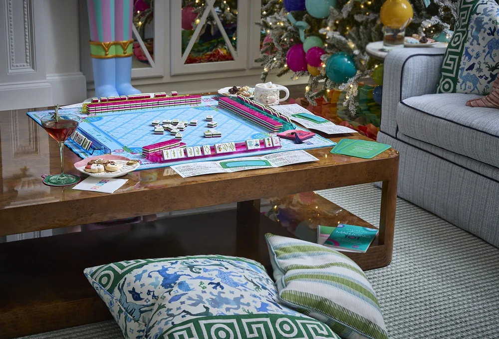 Oh My Mahjong Dandy mahjong tiles at the table: Dandy on the Oh My Mahjong Sugarplum mat · photo: Oh My Mahjong