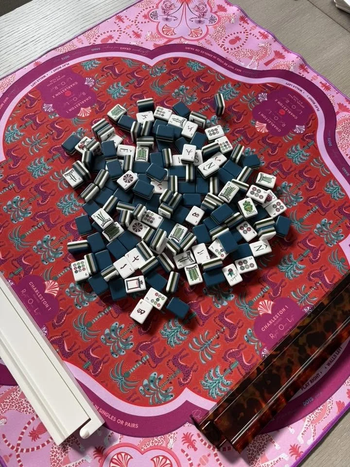 Oh My Mahjong Gatsby mahjong tiles at the table: Gatsby at Wendy Staley's table · shared in the Mahj Matchmaker group