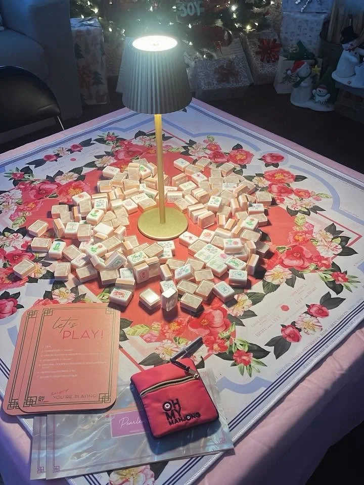 Oh My Mahjong Pearlescent mahjong tiles at the table: Pearlescent at Robbi Montgomery's table · shared in the Mahj Matchmaker group