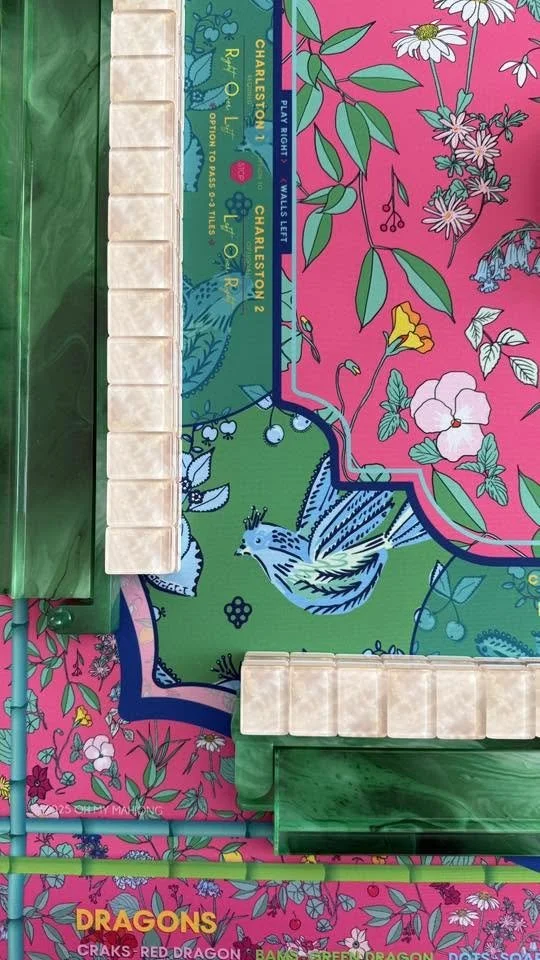 Oh My Mahjong Pearlescent mahjong tiles at the table: Pearlescent at my table