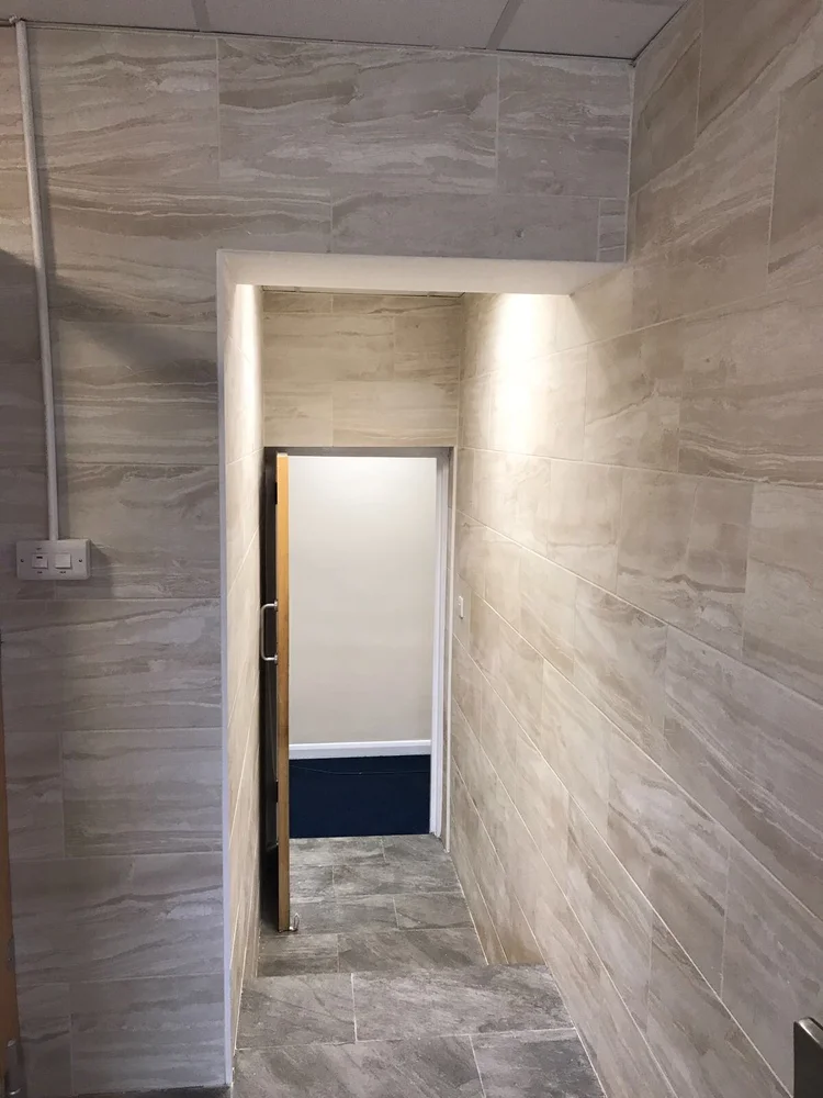 Office WC by RELM Interiors