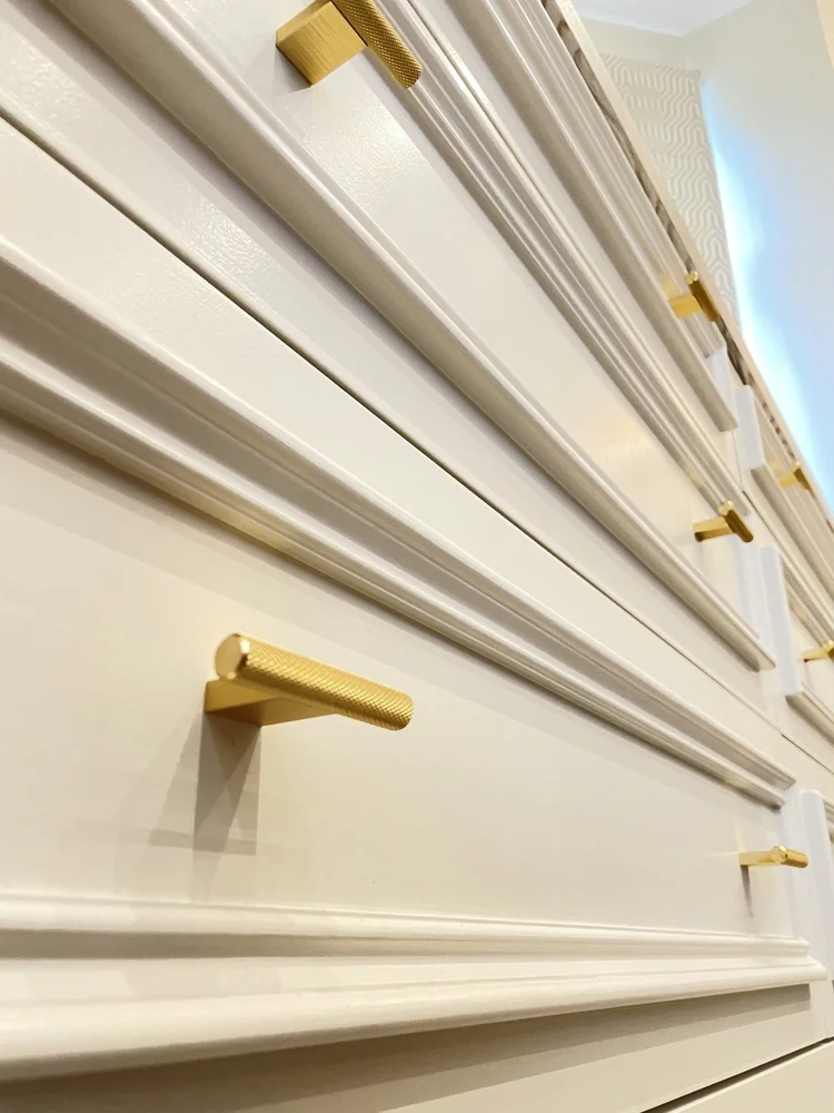 Bay window bench by RELM Interiors