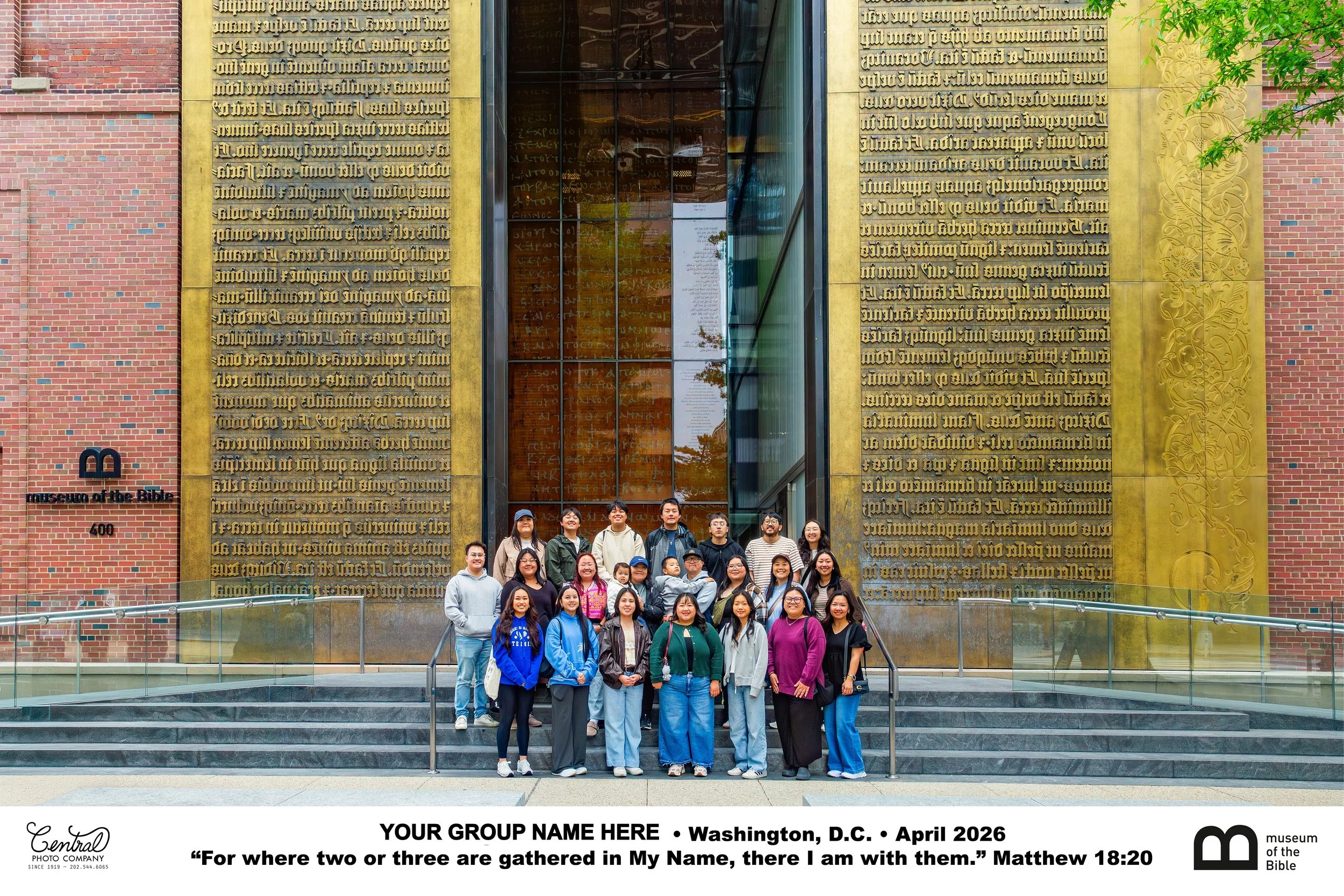 Museum of the Bible group photo by Central Photo Company