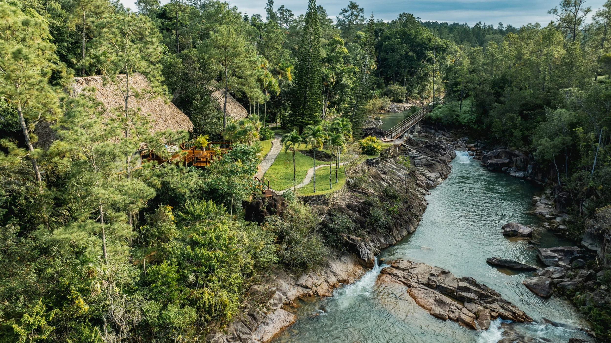 Blancaneaux Lodge
