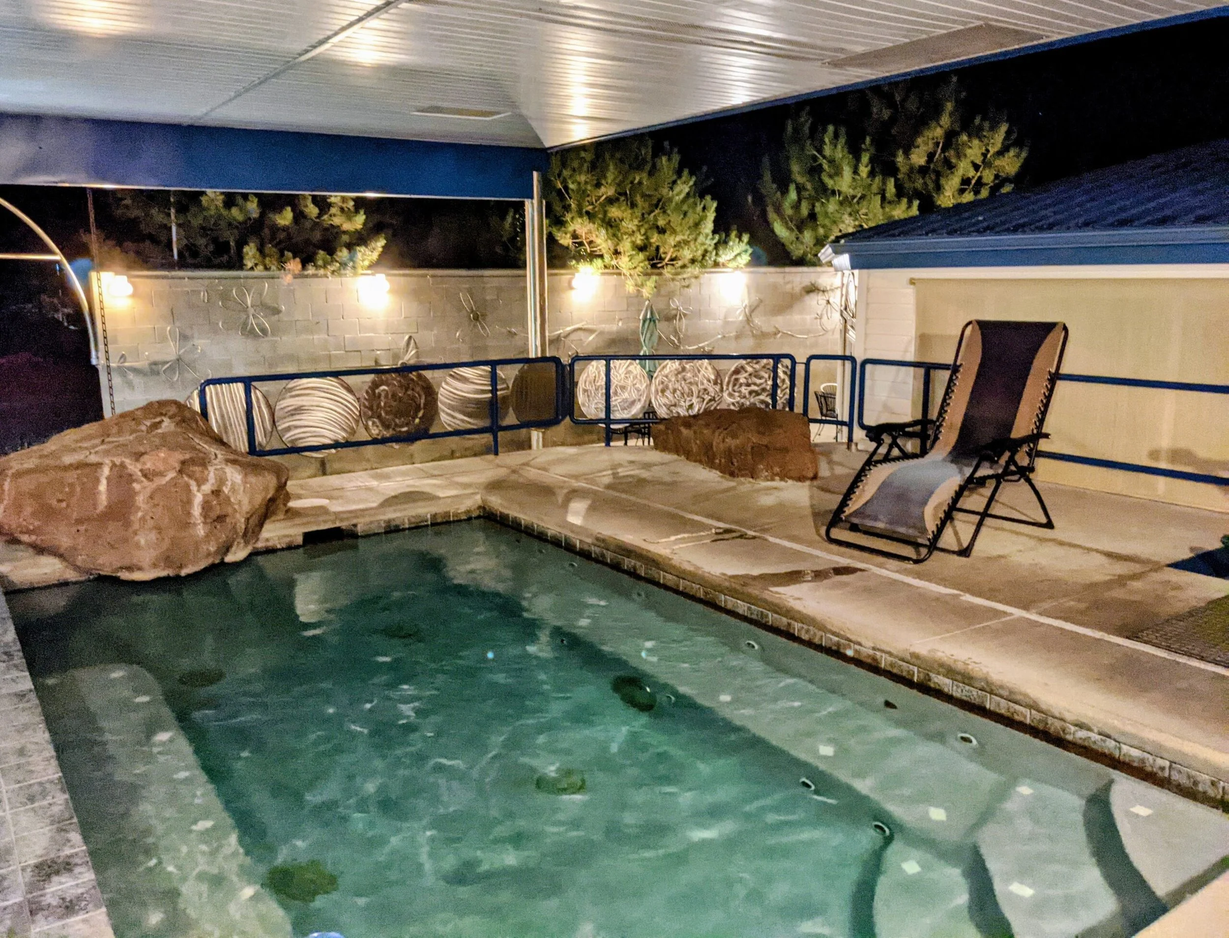 Roystone Hot Springs RV Park