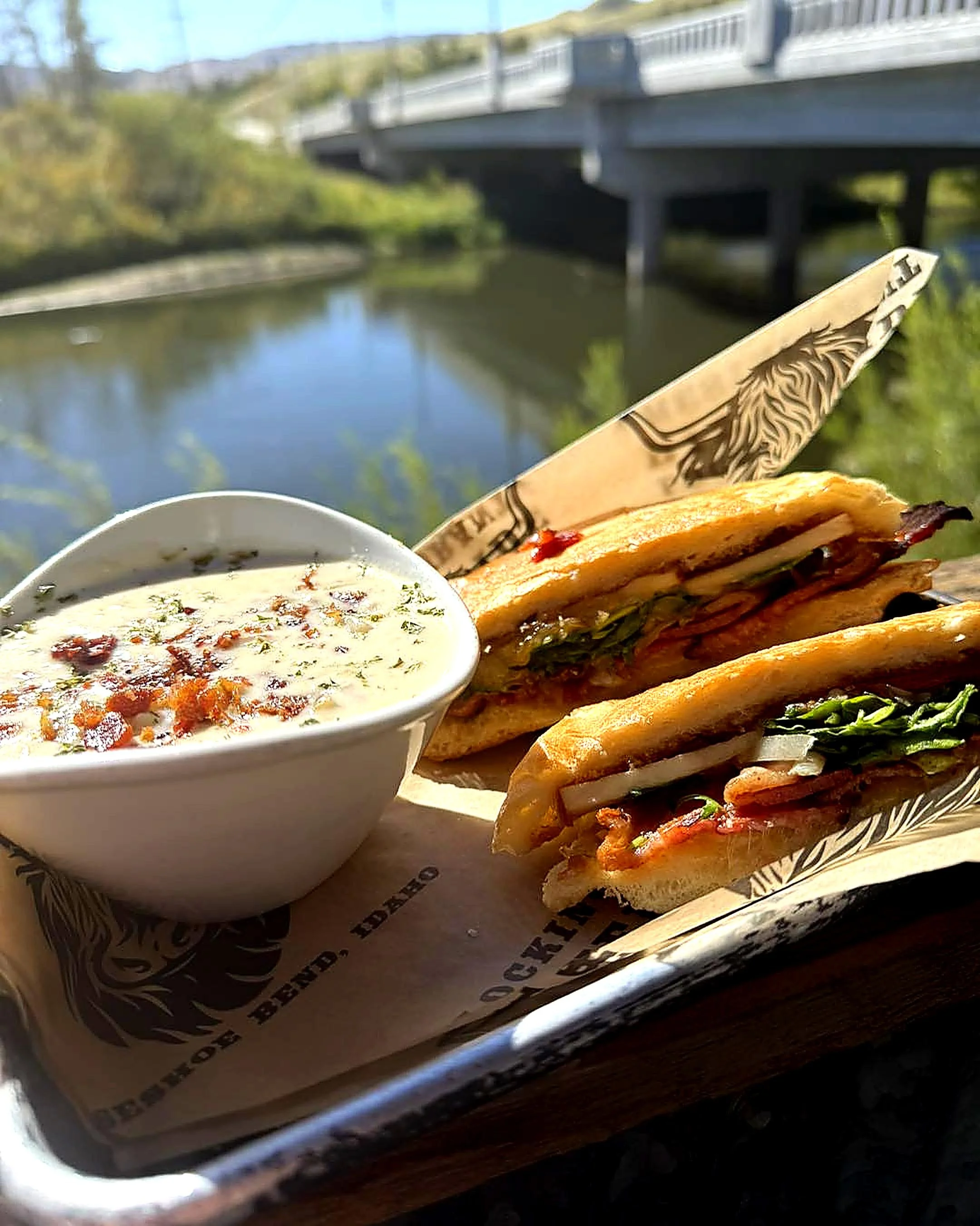 Locking Horns Riverside Restaurant