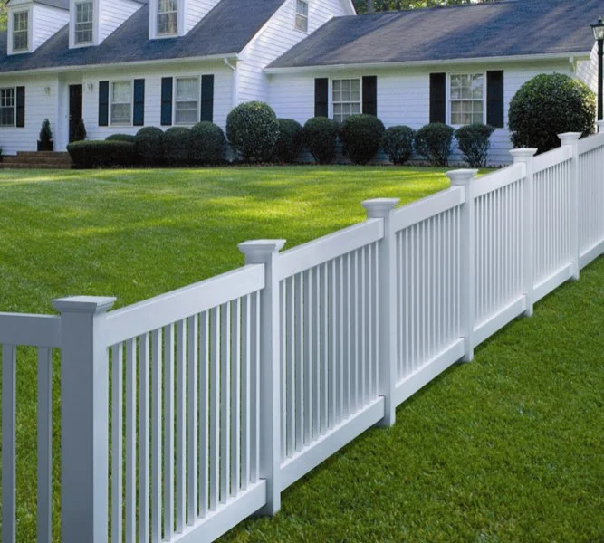 Vinyl fence installed in Charleston, SC by Budget Fencing & Construction