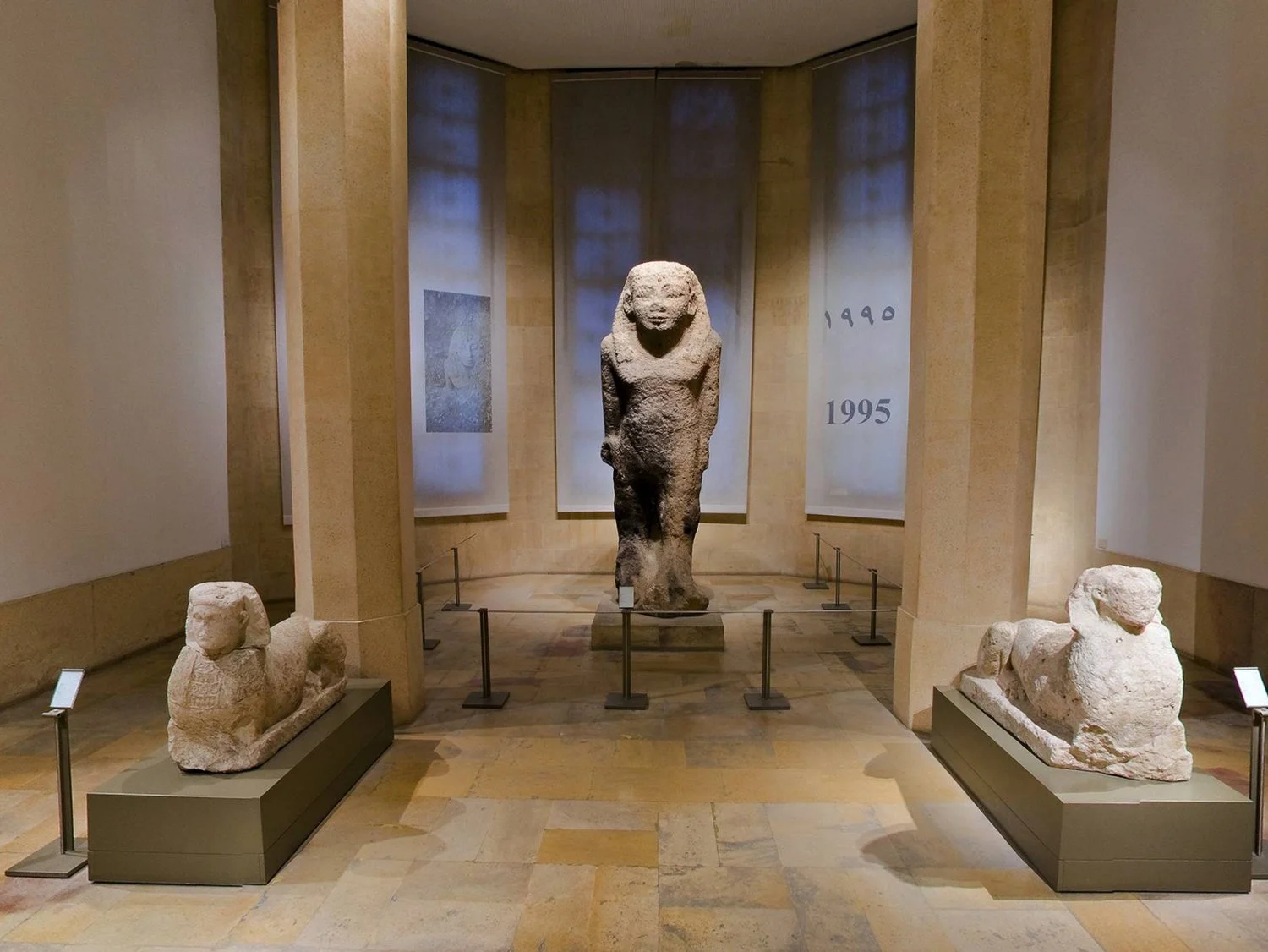 visite virtuelle depuis la colonade romaine du site archéologique de byblos