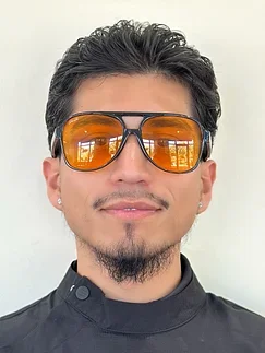Fabian Ocho barber at Daniel Island Barbershop Charleston SC
