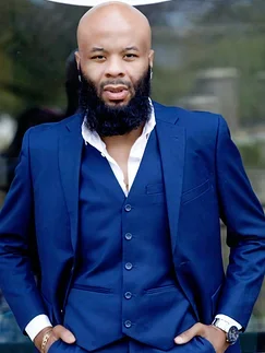 Michael owner and head barber at Daniel Island Barbershop Charleston SC