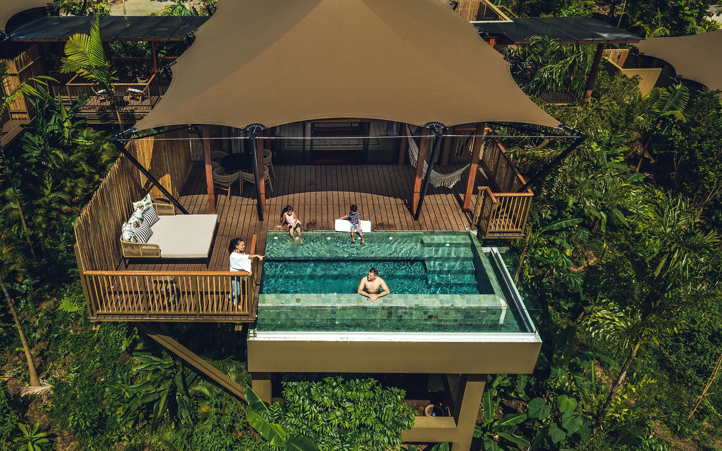 Canvas tent above the rainforest