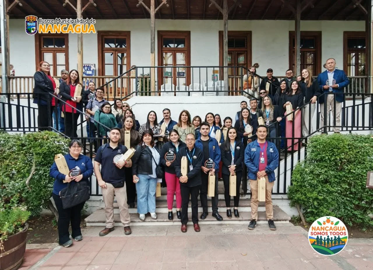Participantes de una actividad sobre inclusión laboral en la Municipalidad de Nancagua