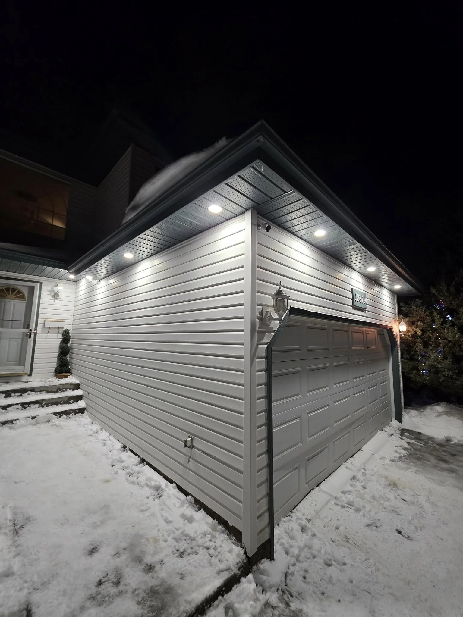 Real pot light installation Edmonton Raylum