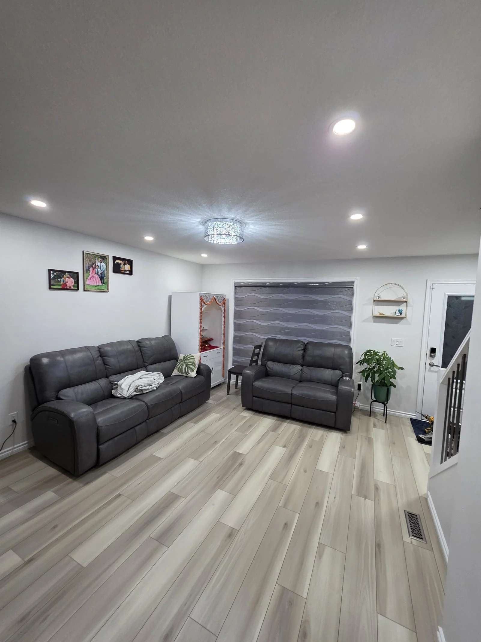 Living room LED recessed light upgrade