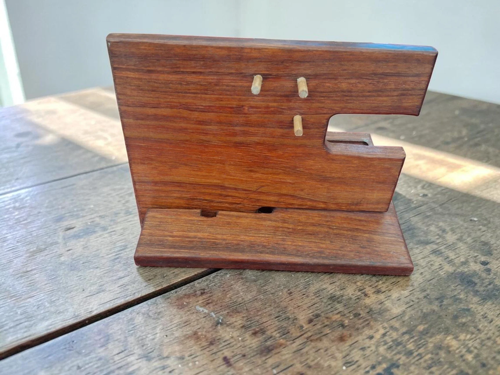 Men's Valet