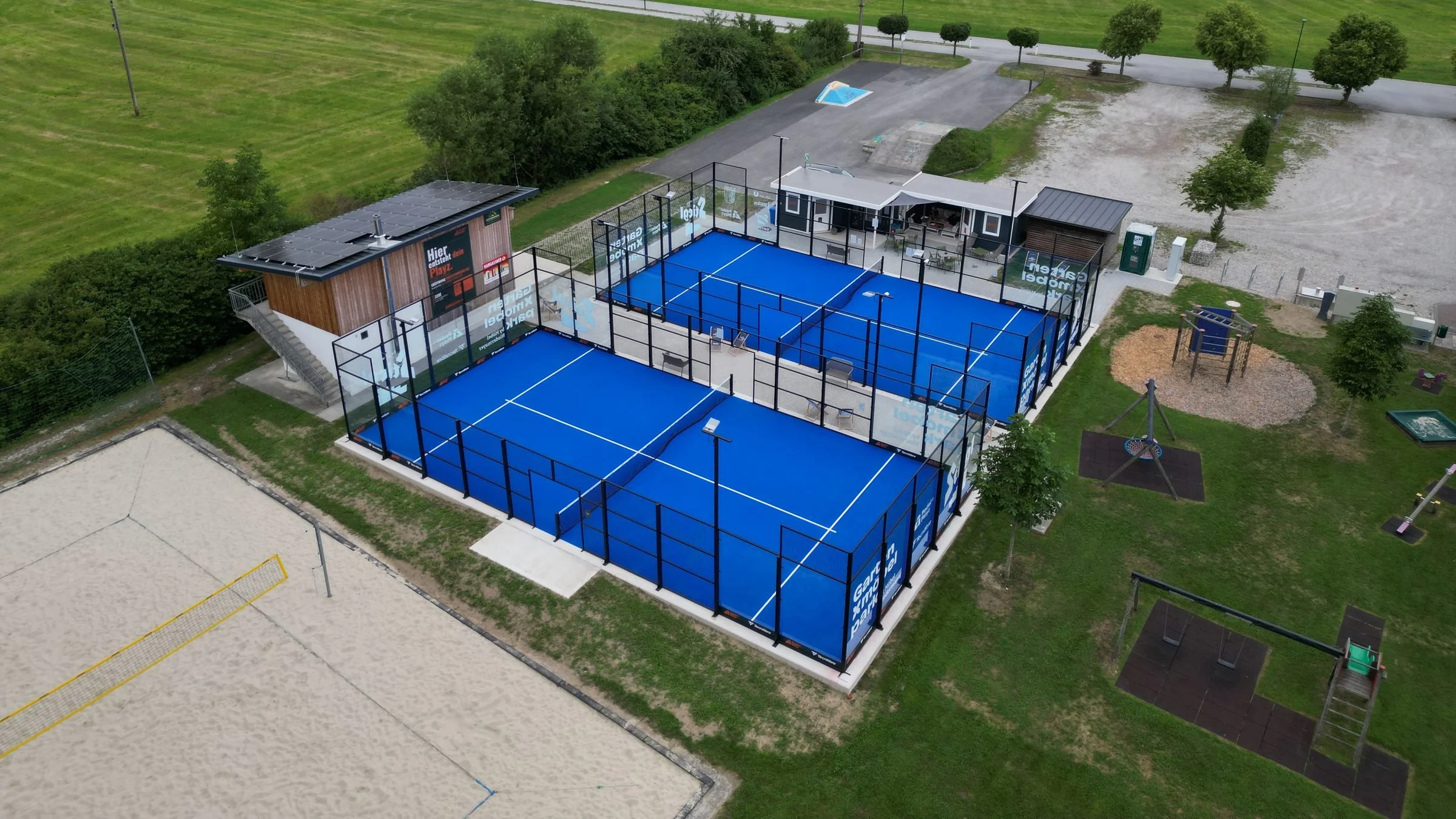 Padel-Courts von PadelPlayz in Sankt Georgen bei Salzburg