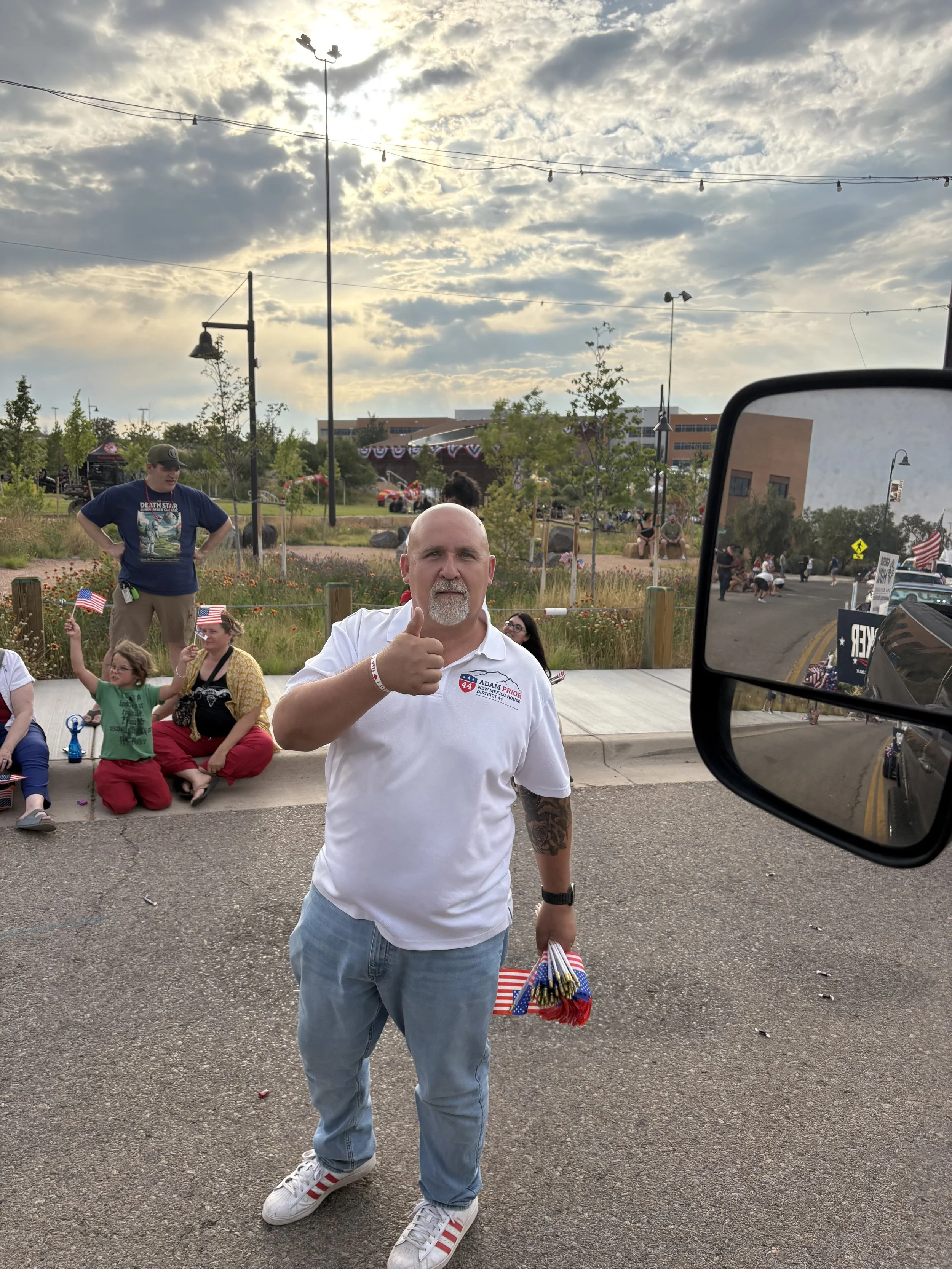 Adam Prior speaking with New Mexico residents