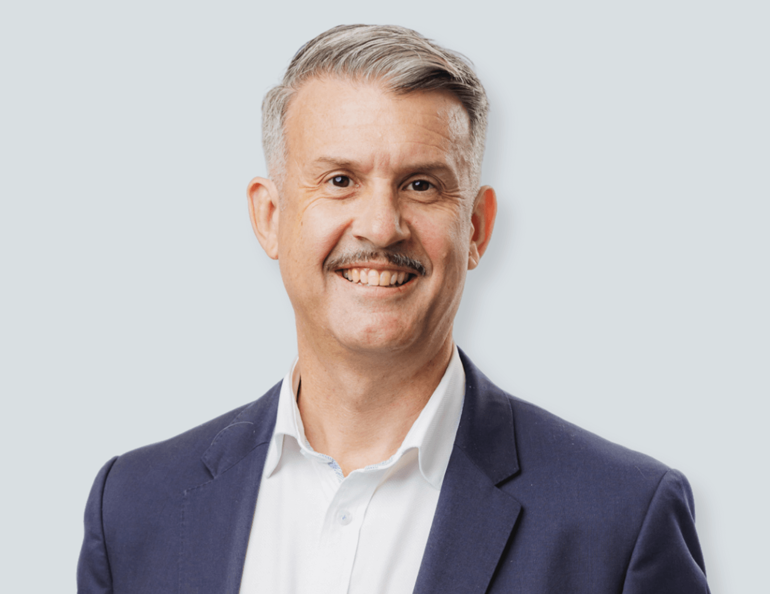 Dr Andrew Leech