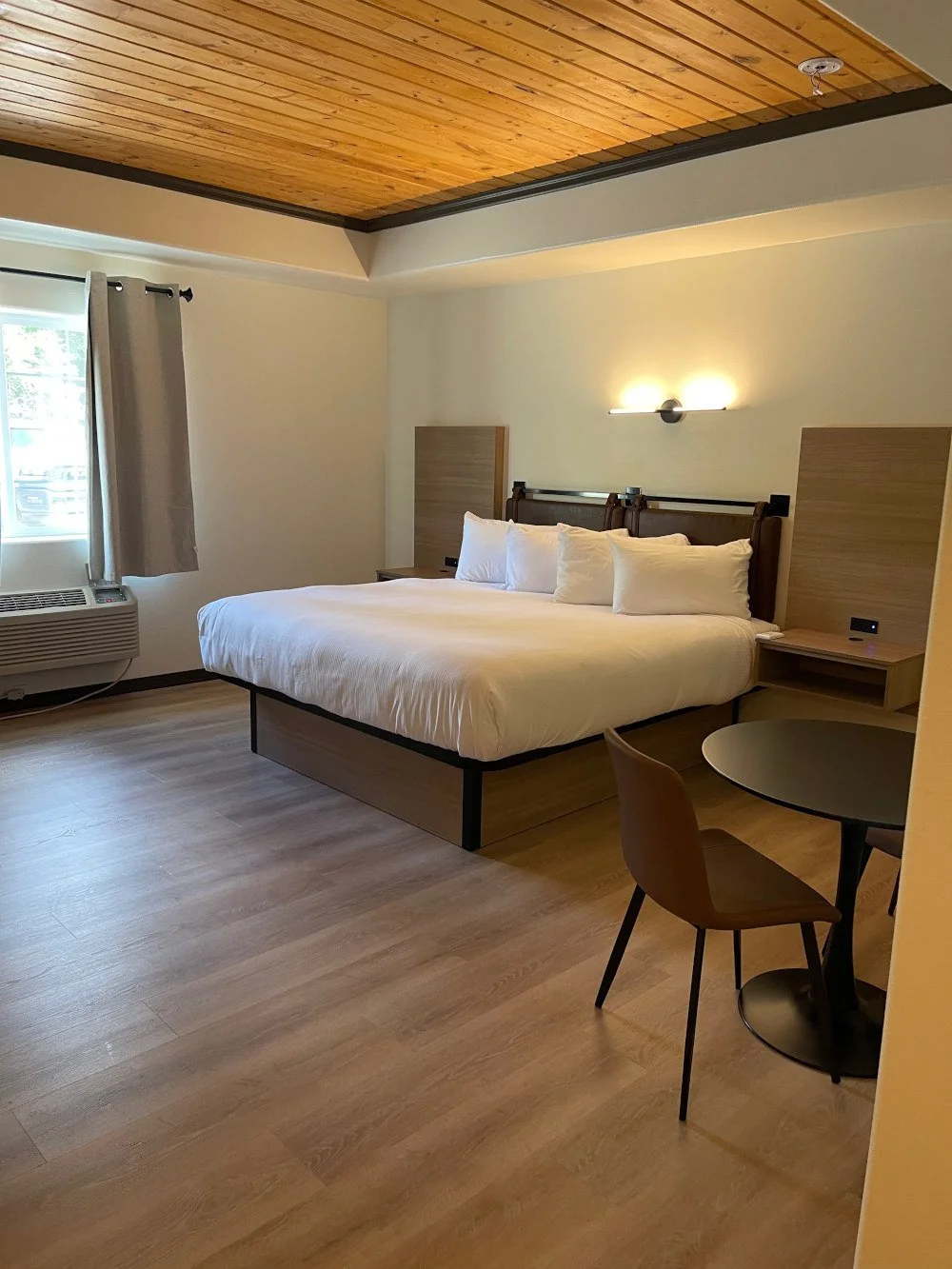 image of room 1 of coolin motel