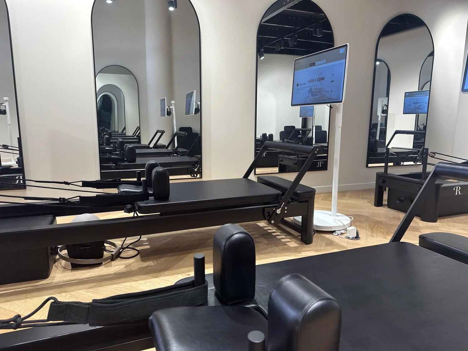 Studio de Pilates Reformer LM Studio