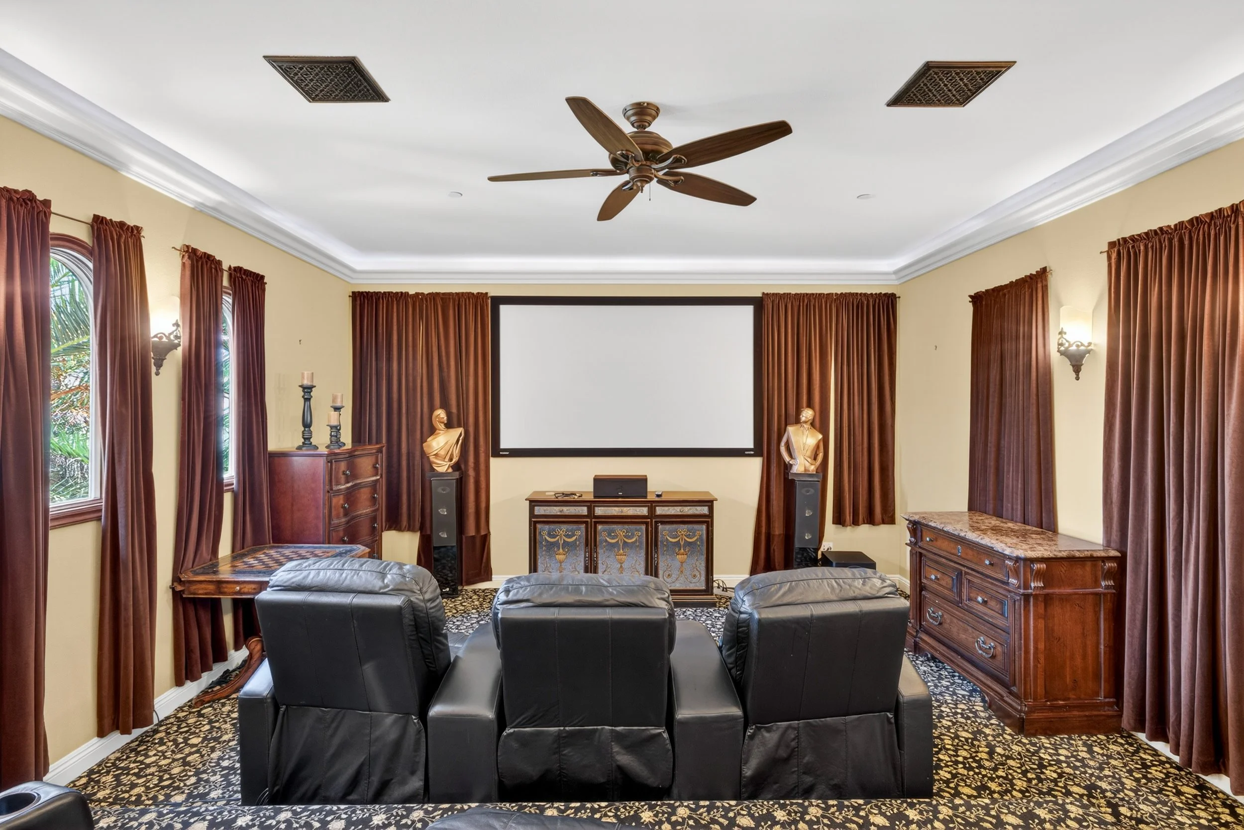 Private Theatre