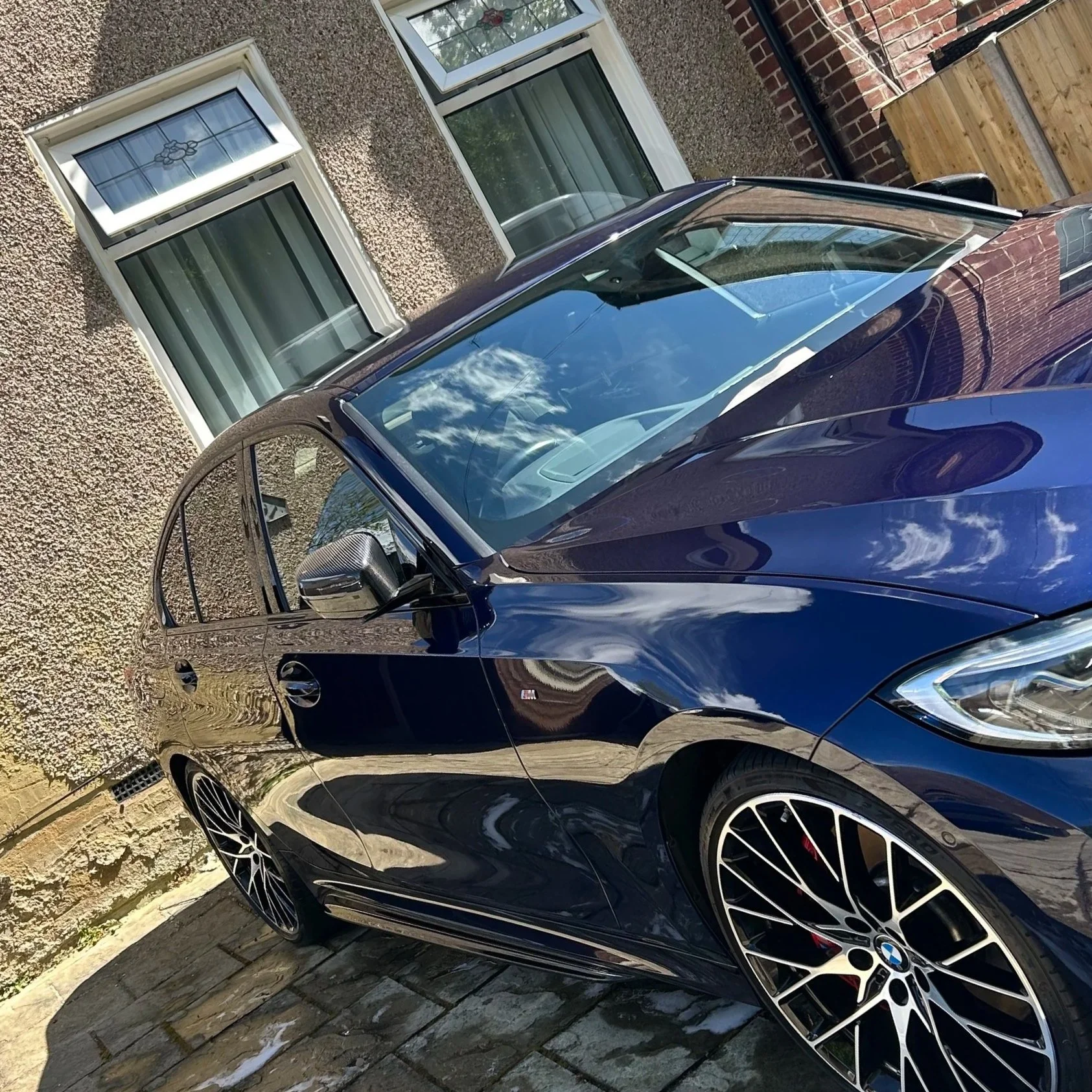 Gold mobile car detailing London from £50