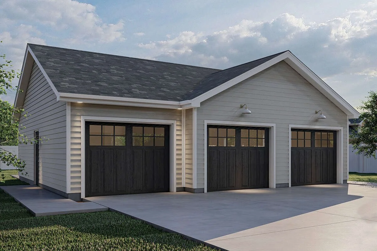 Custom detached garage and shop built by Friday Design Build in Clackamas County, Oregon
