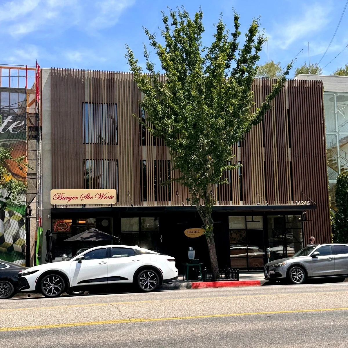 Burger She Wrote restaurant exterior in Sherman Oaks