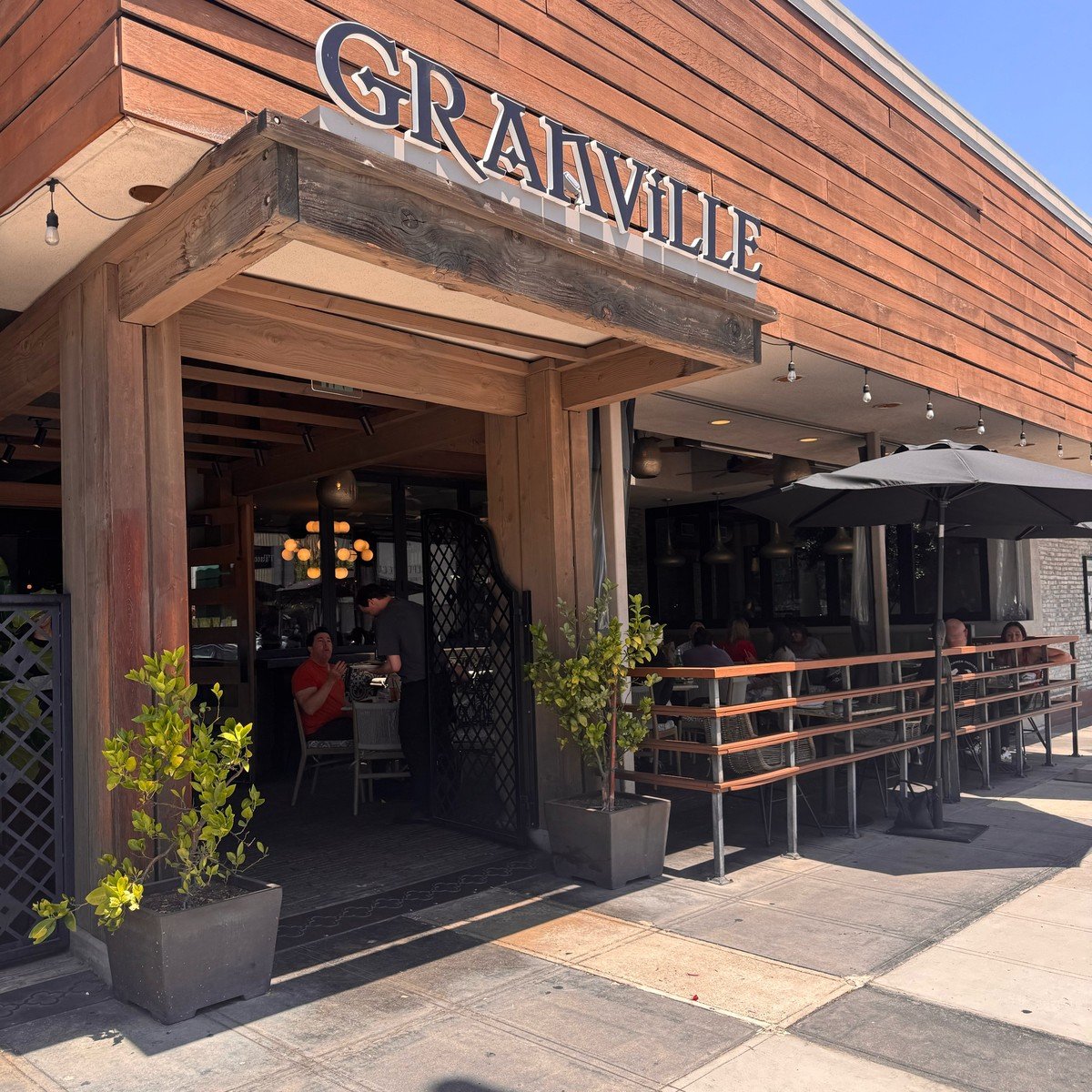 Granville restaurant exterior with patio seating in Studio City