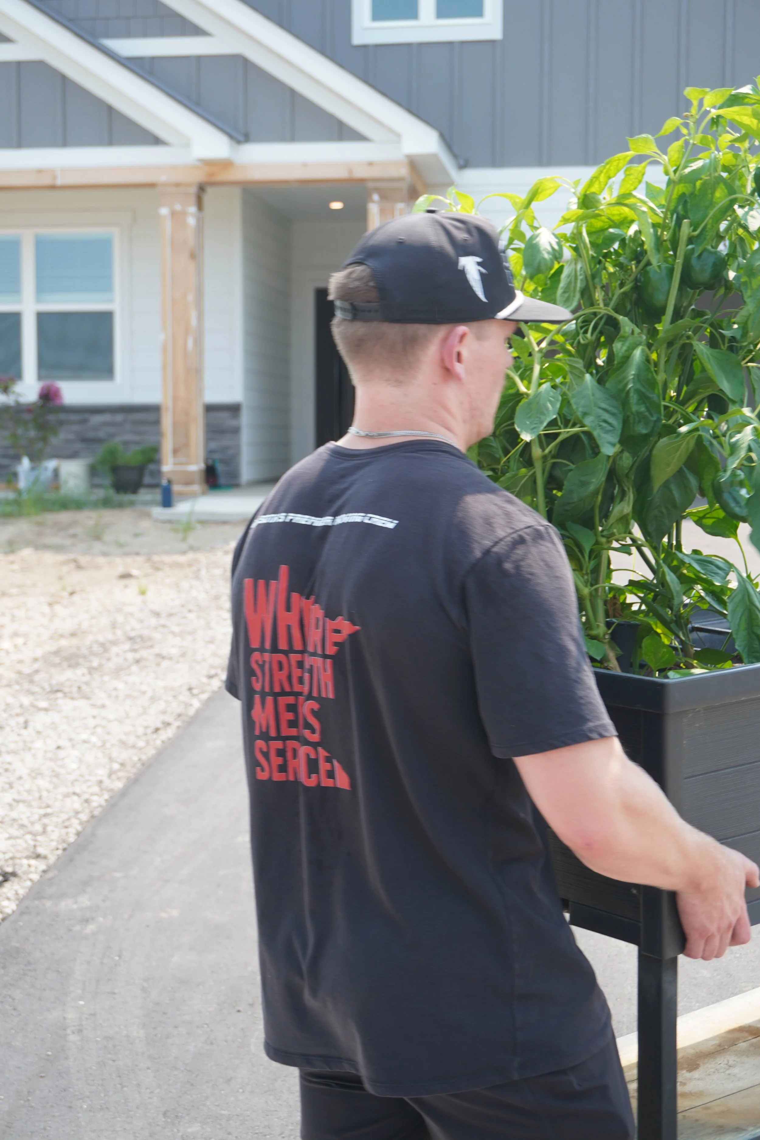Collegiate Power Movers crew on a home move