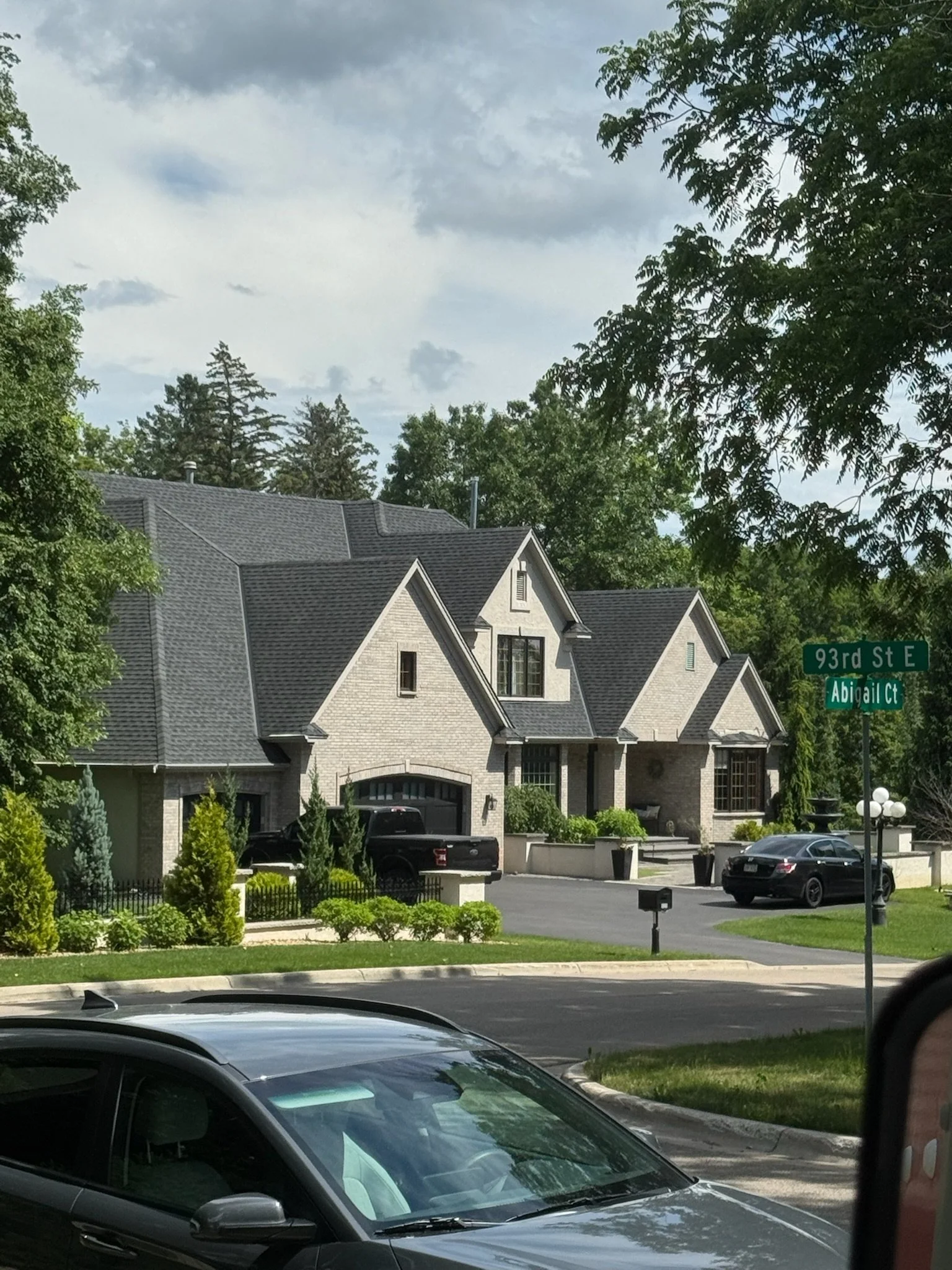 Collegiate Power Movers local moving crew