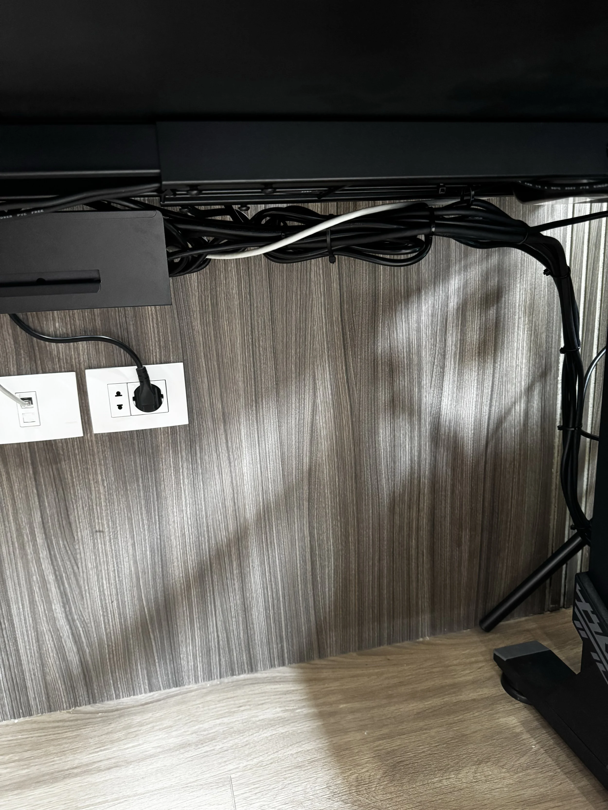 Office setup 02 detail 04