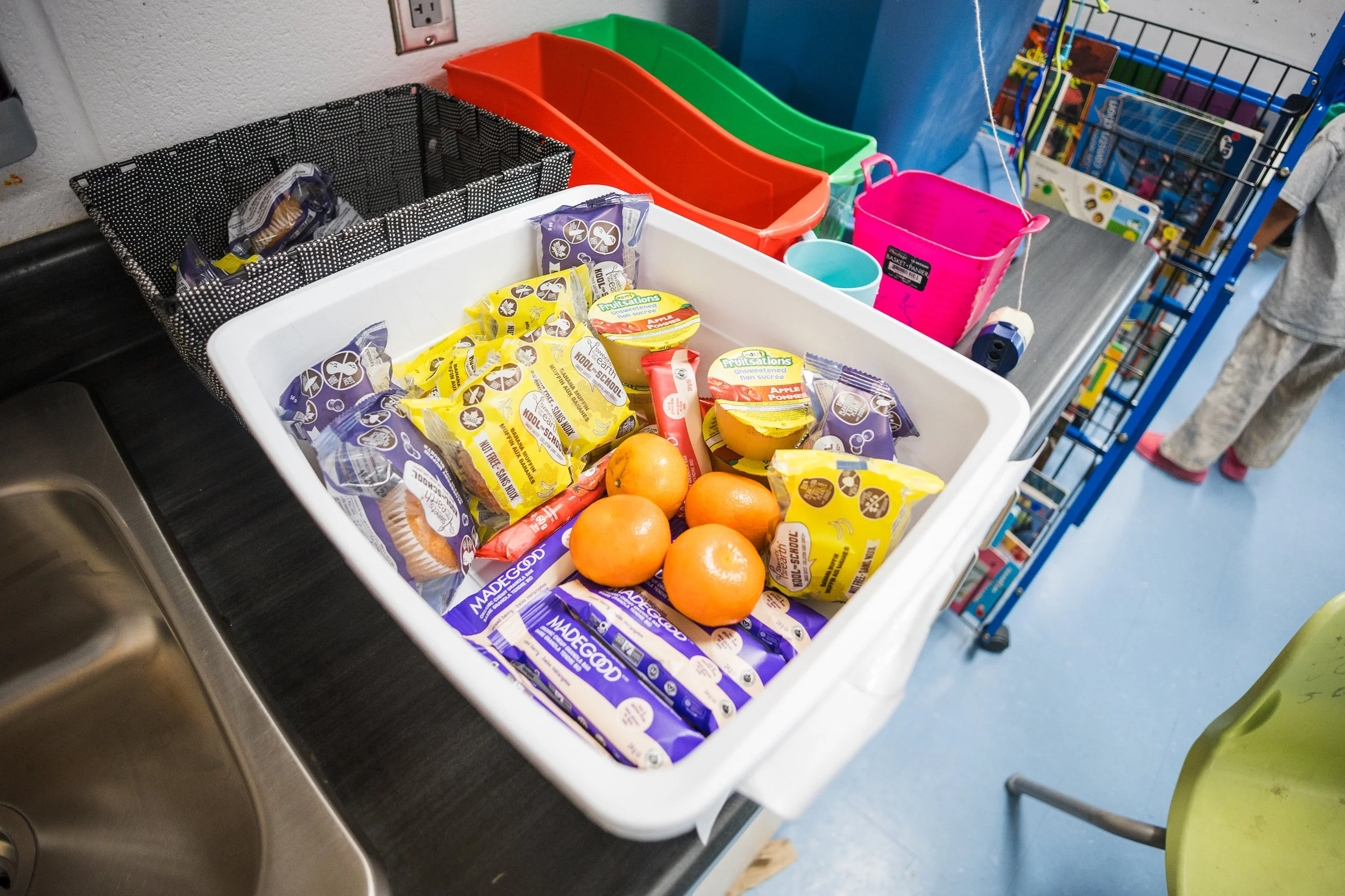 Students sharing snacks in class