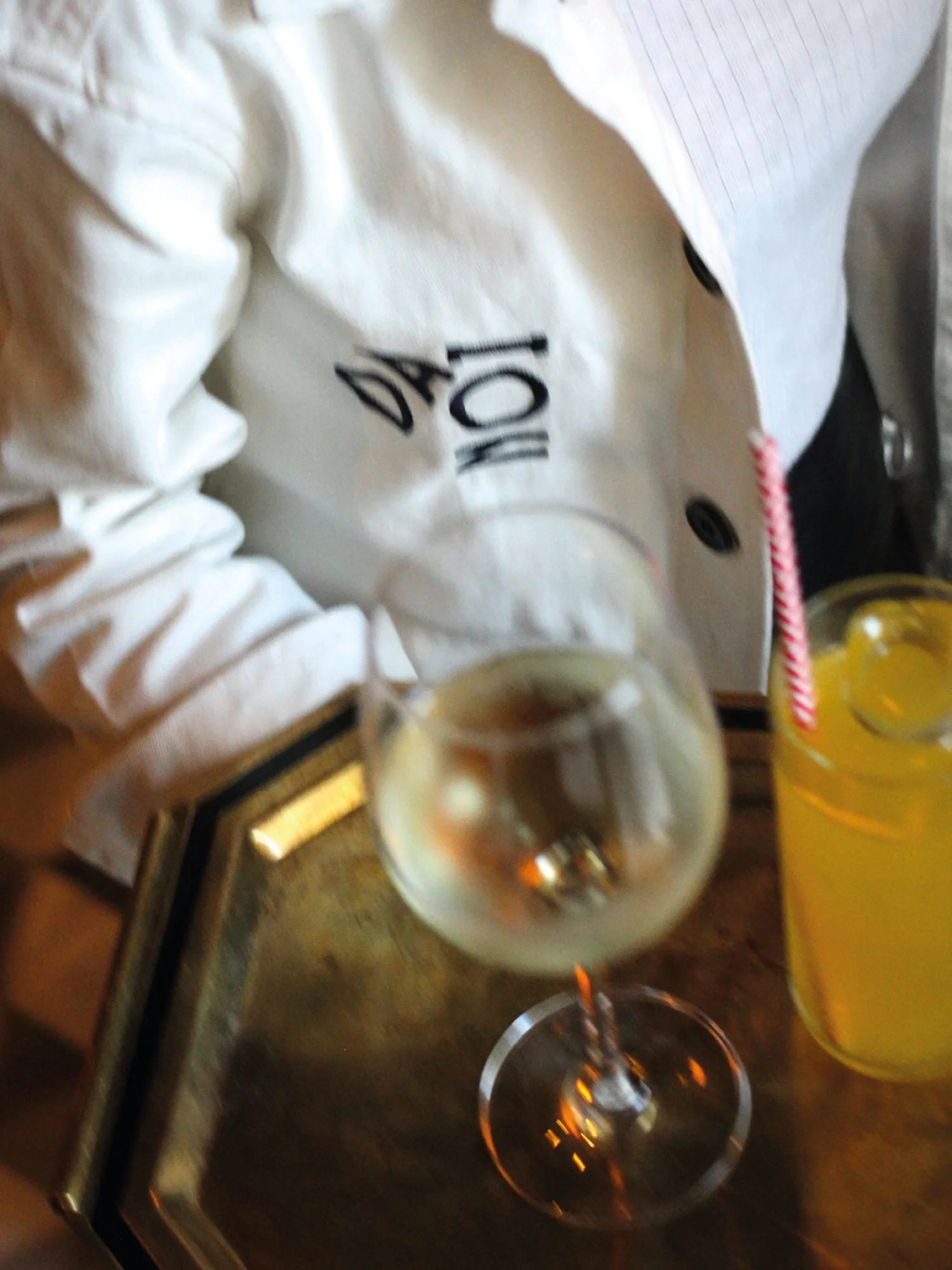 Da Noi restaurant waiter serving wine Lisbon