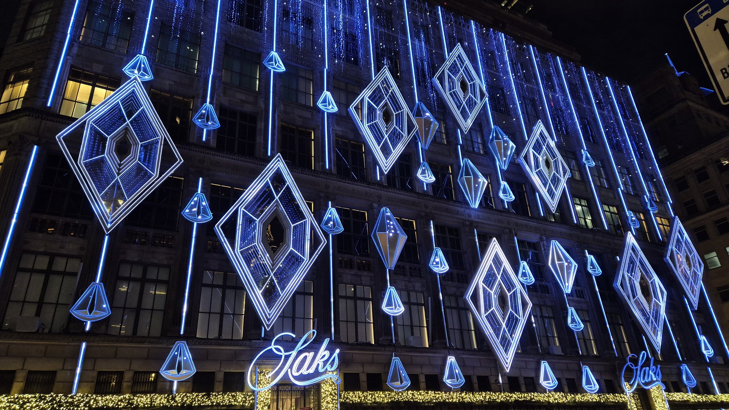 Saks On Fifth Avenue Light Show, Travelling Pandas in New York at Christmas