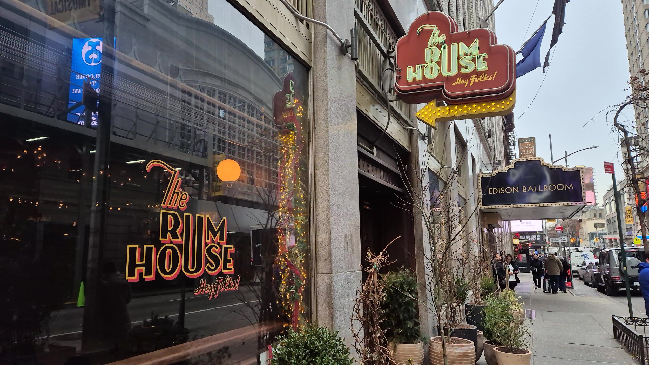 Rum-House, Travelling Pandas in New York