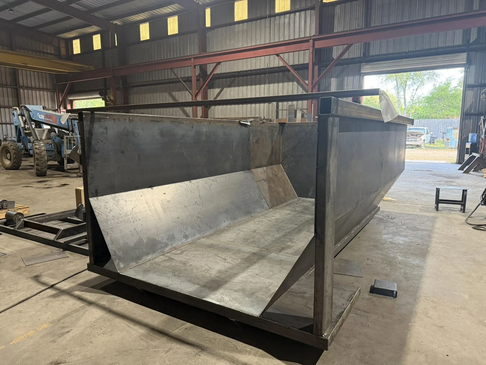 Before - hooklift truck refinish Jacksonville FL