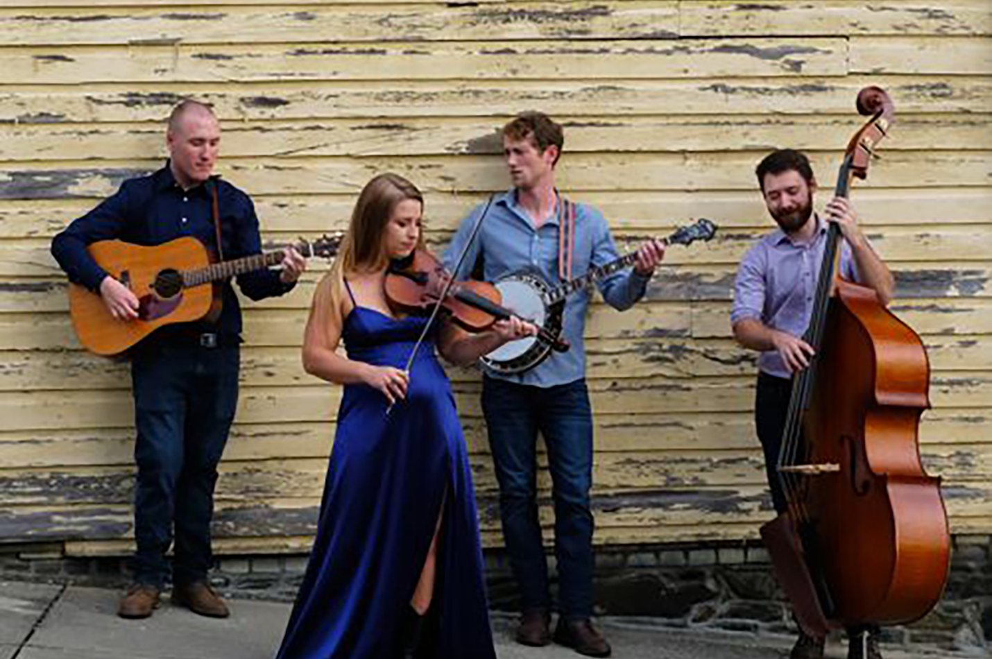 Live Music Shannon Bielski & Moonlight Drive