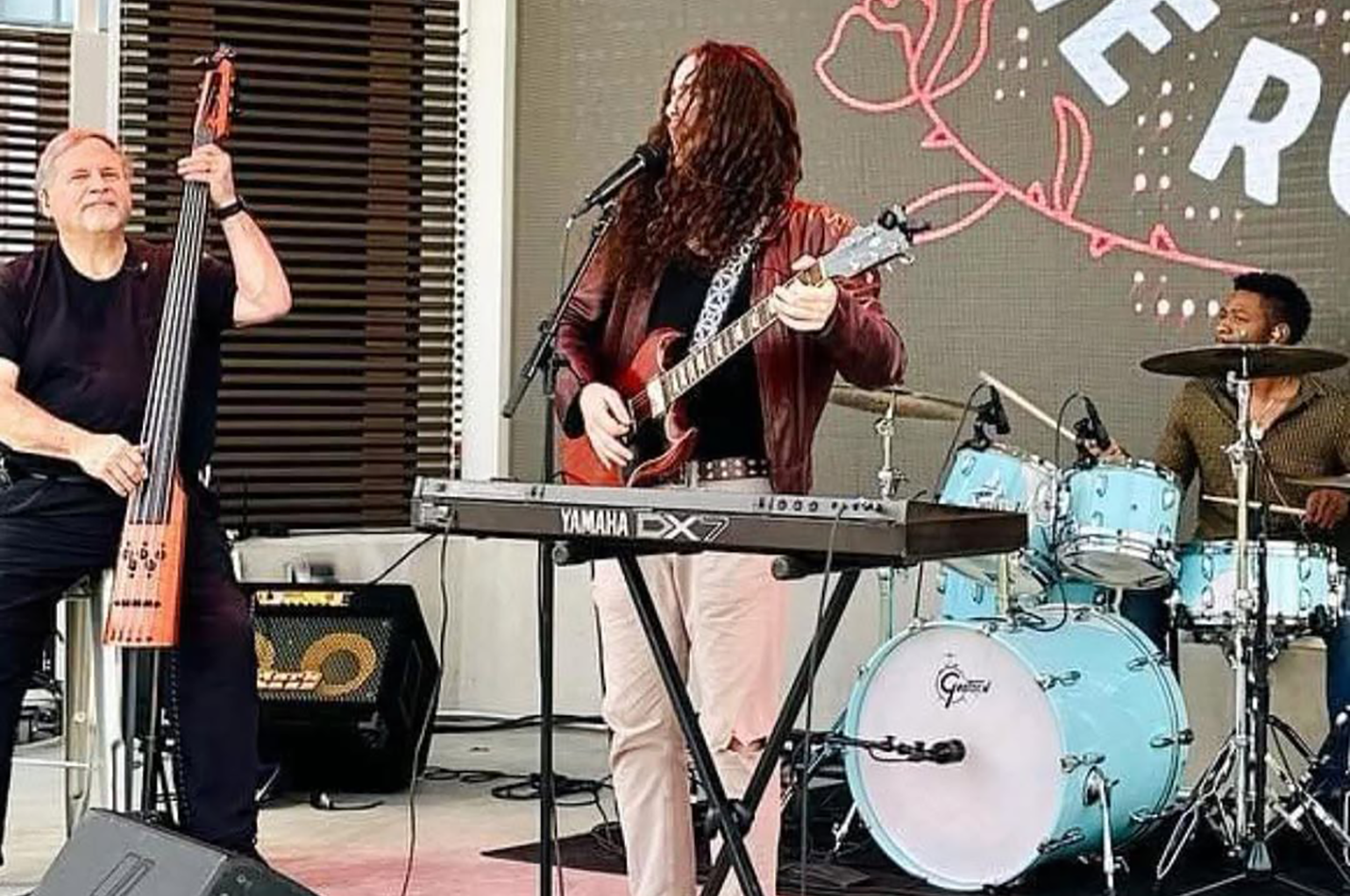Live Music Jamie Rose