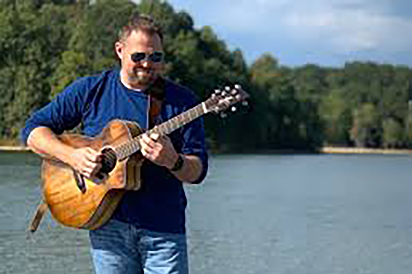 Live Music Chris Hanks