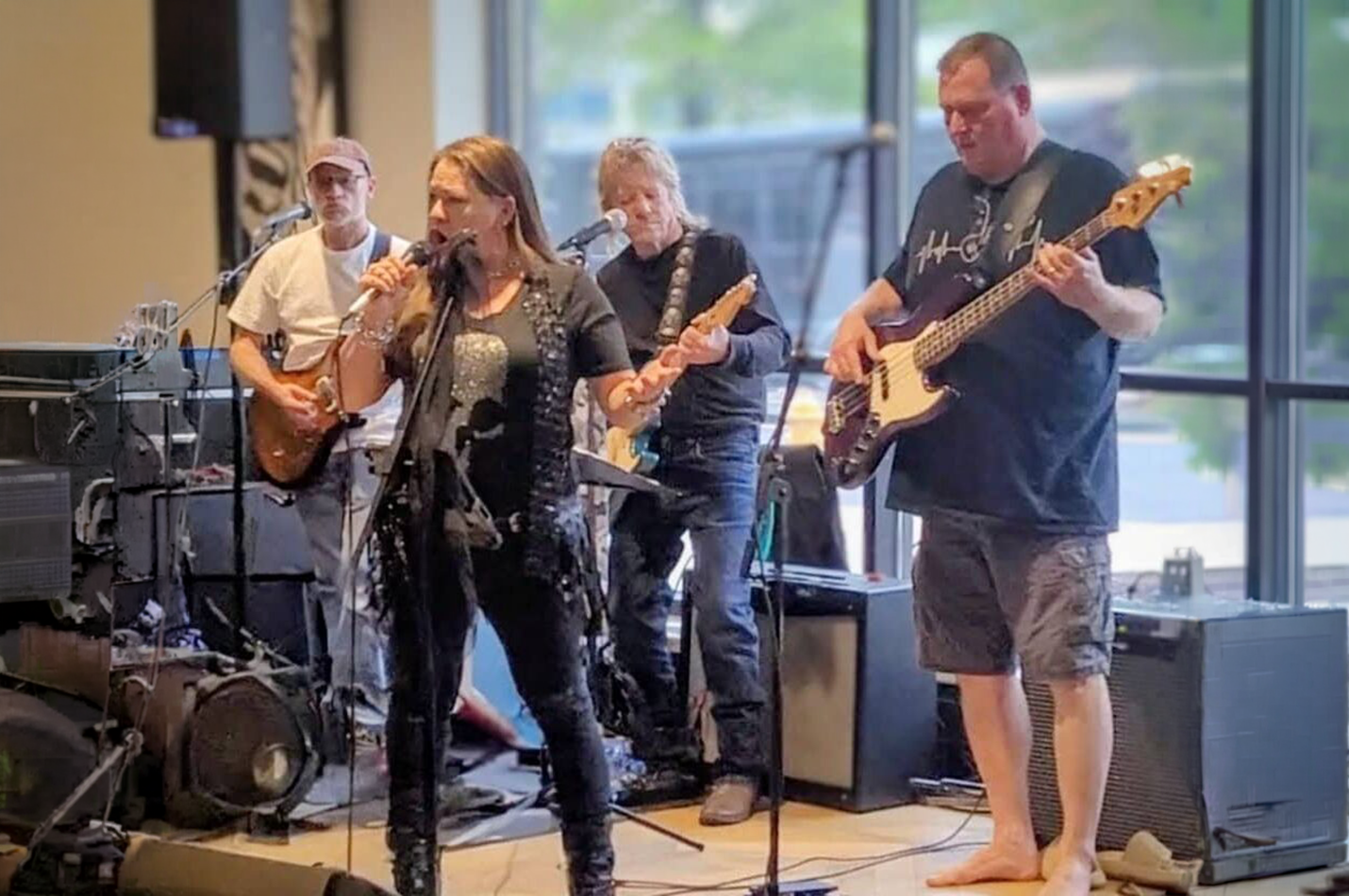 Live Music Vertigo Down