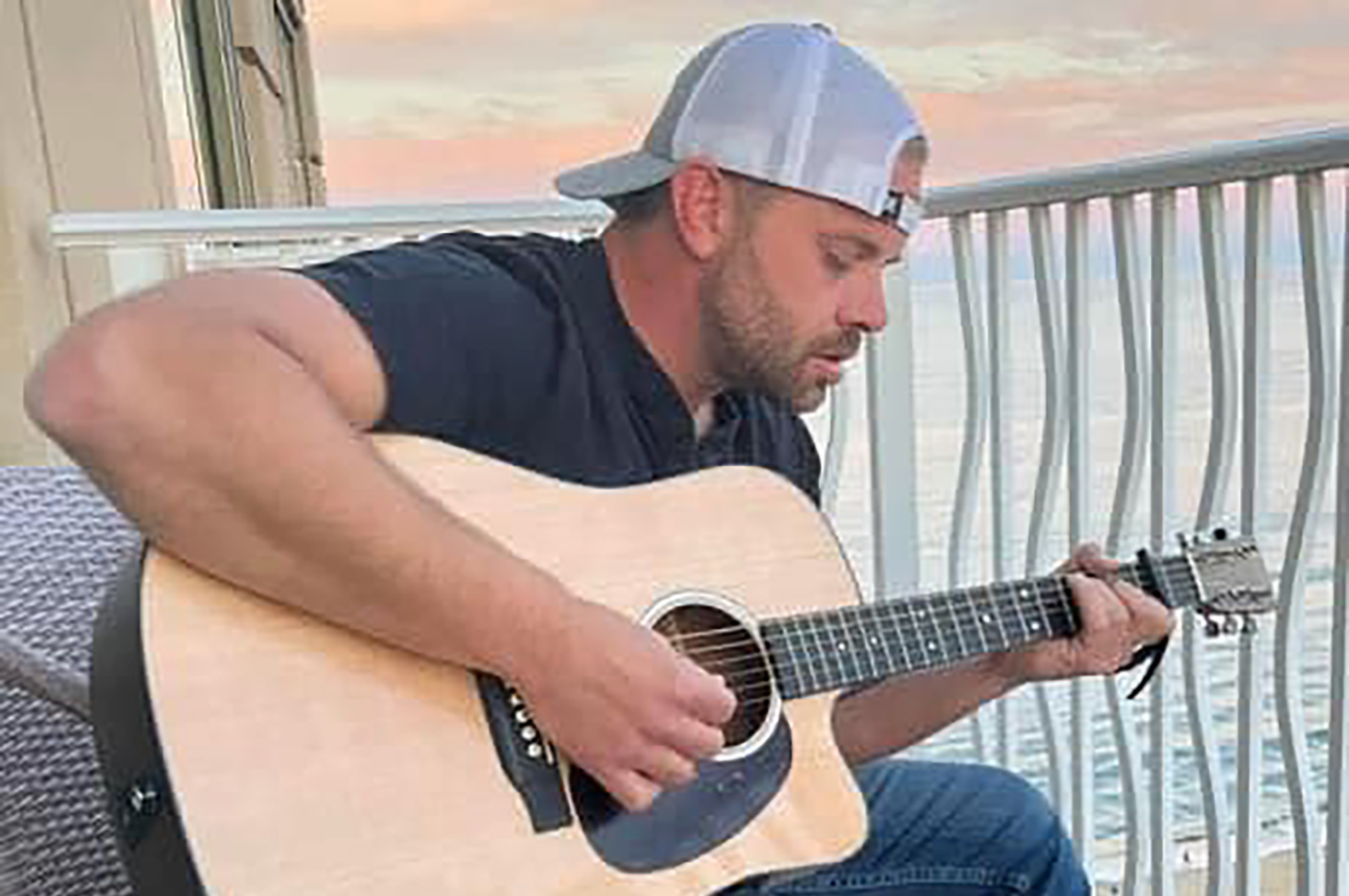 Live Music Daniel Carter