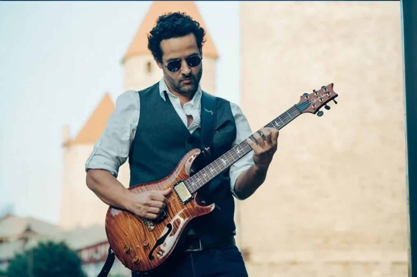 Live Music Sharif